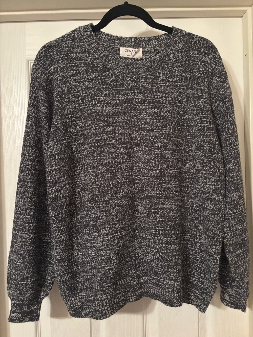 Zenana Women’s Sweater Size Small